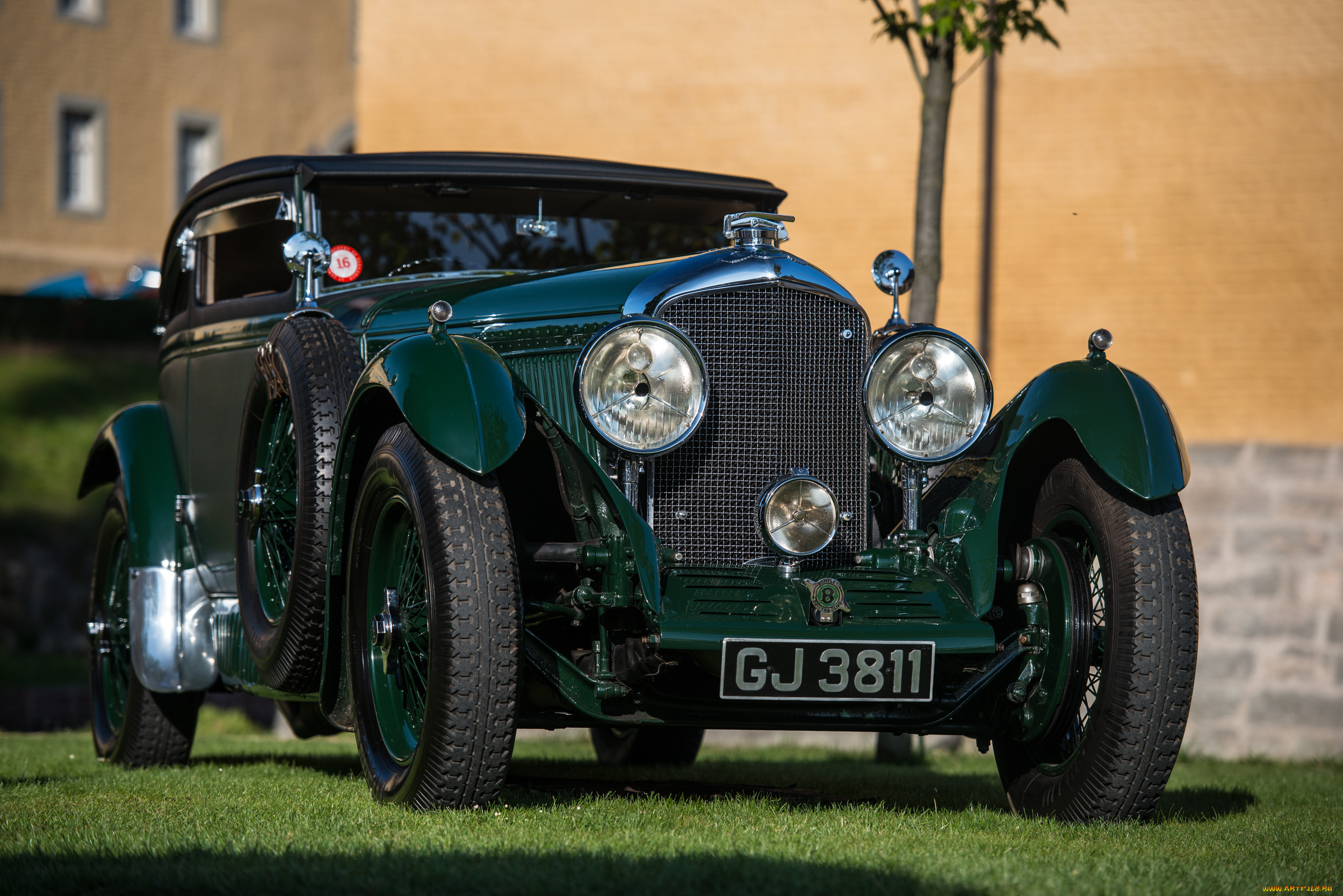 Bentley Classic
